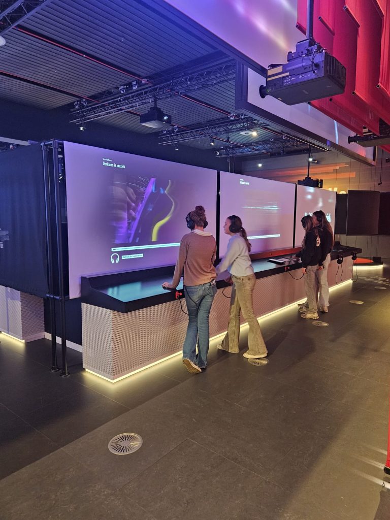 Praktijkgerichte activiteit Beeld en Geluid