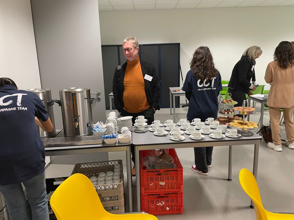 Leerlingen helpen bij regiobijeenkomst Cals College IJsselstein