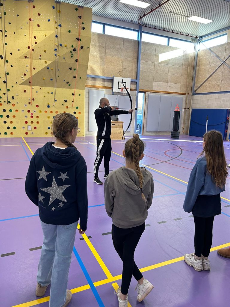 Leren schieten met pijl en boog