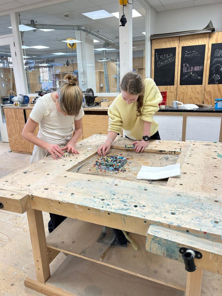 Creatief bezig zijn Cals College IJsselstein